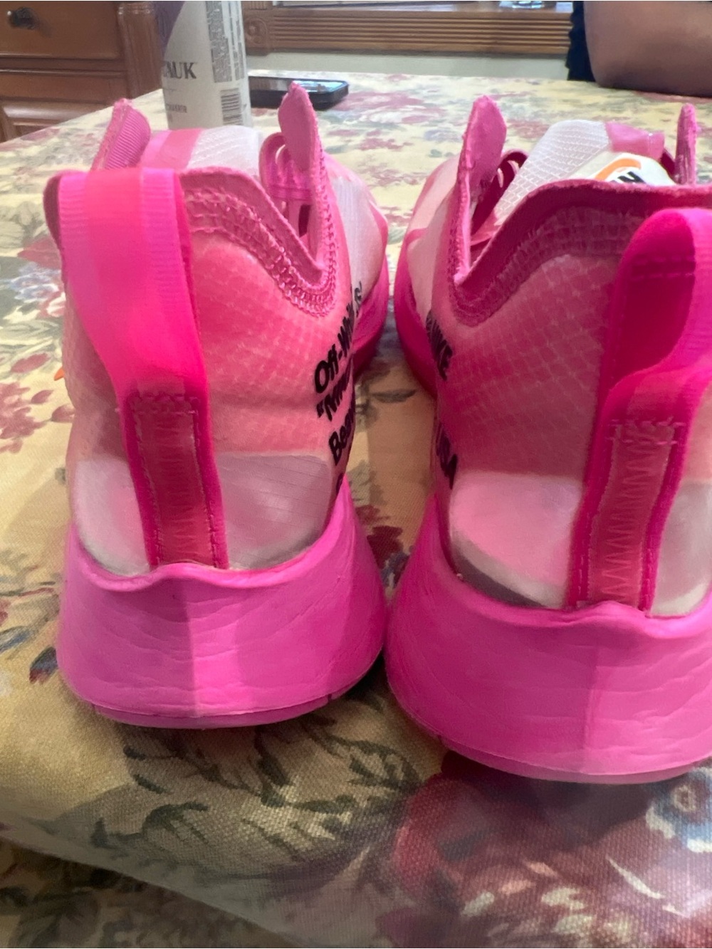 Off-White x Nike Zoom Fly SP "Tulip Pink" (Style: AJ4588-600) Men’s - Picture 3 of 13
